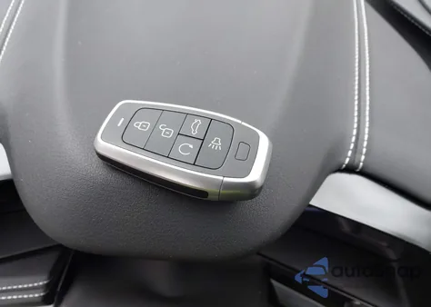 2023 Chevrolet Corvette Stingray Rwd 2Lt from USA, damaged, VIN 1G1YB2D40P5125611